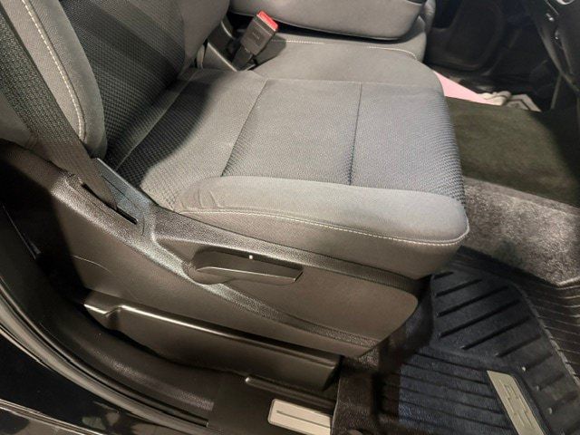 Used 2017 Chevrolet Silverado 2500 LT w/ Midnight Edition AWD/4WD image 11