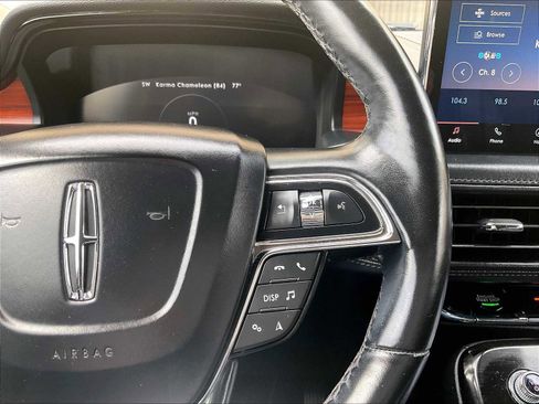 Used 2022 Lincoln Nautilus Reserve image 24