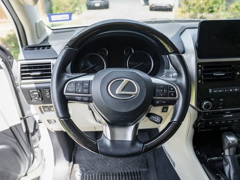 Used 2023 Lexus GX 460 Luxury w/ Sport Design Package AWD/4WD image 43