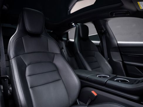 Used 2023 Porsche Taycan w/ Premium Package image 59