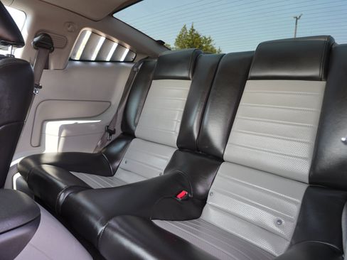 Used 2007 Ford Mustang GT Premium RWD image 19