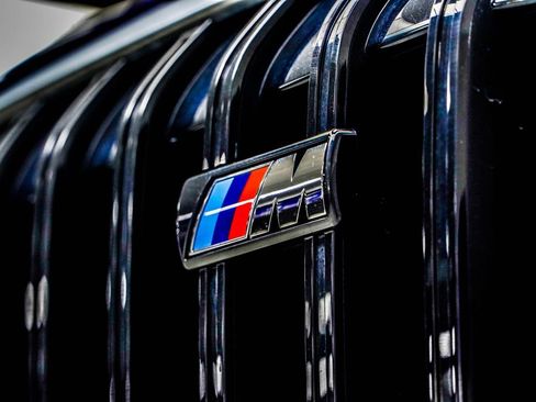 Used 2024 BMW X7 M60i AWD/4WD image 7