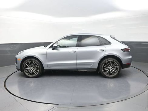Used 2019 Porsche Macan AWD/4WD image 4