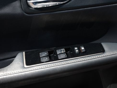 Used 2016 Lexus ES 350 w/ Luxury Package w/Wood Trim FWD image 48