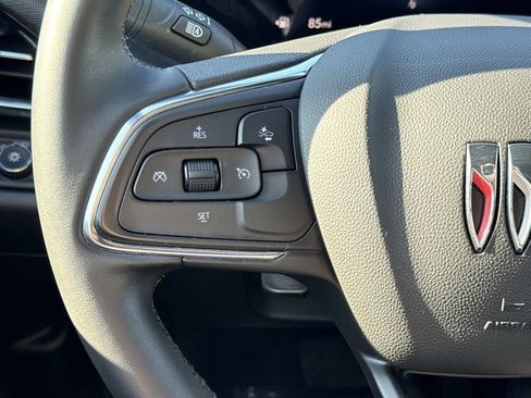 Used 2024 Buick Envista Sport Touring FWD image 9