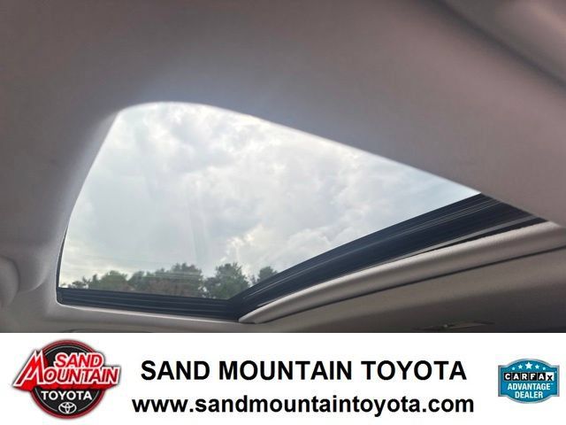 Used 2024 Toyota 4Runner Limited RWD image 15