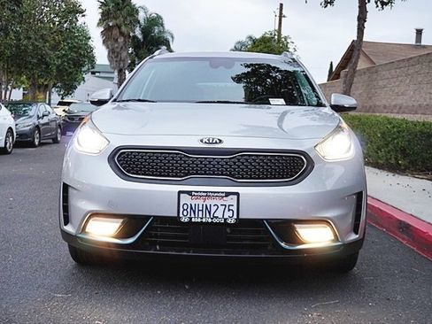 Used 2019 Kia Niro EX image 5