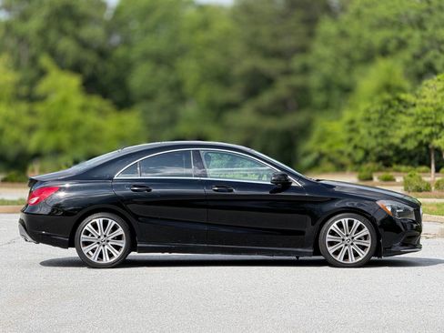 Used 2018 Mercedes-Benz CLA 250 image 12