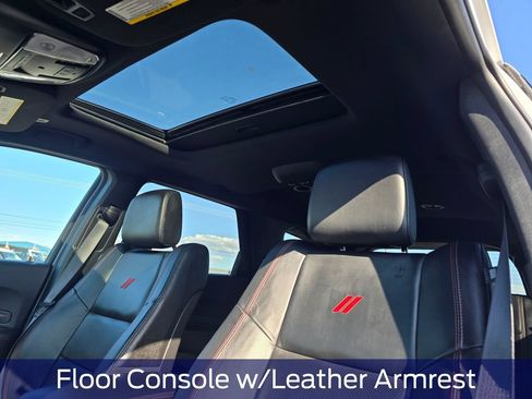 Used 2025 Dodge Durango R/T AWD/4WD image 32