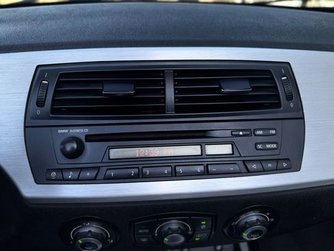 Used 2006 BMW M Roadster image 31