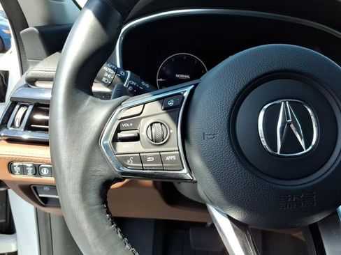 Used 2024 Acura MDX SH-AWD w/ Advance Package image 8
