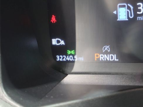 Used 2025 Ford Explorer ST-Line w/ ST-Line Street Pack AWD/4WD image 34