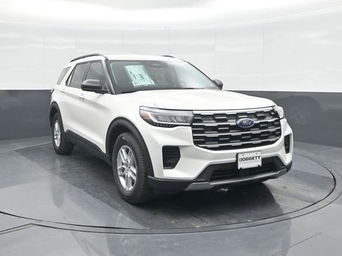 New 2026 Ford Explorer Active image 8