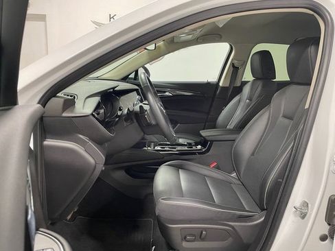 Used 2023 Buick Envision Essence FWD image 10