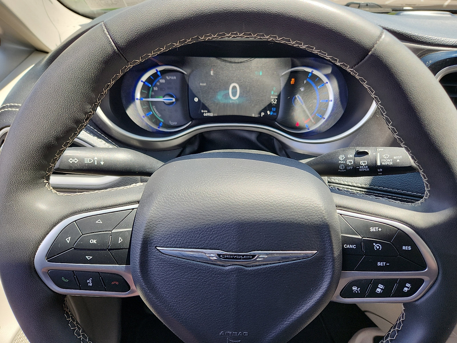Used 2024 Chrysler Pacifica Limited FWD image 20