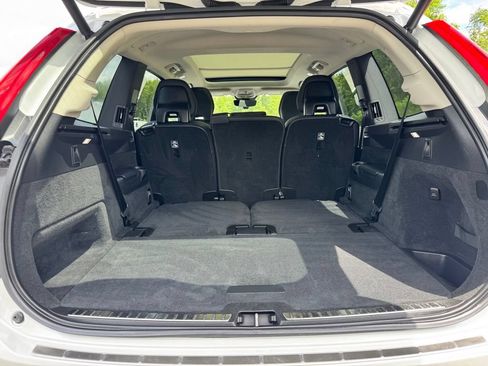 Used 2024 Volvo XC90 T8 Plus w/ Protection Package Premier AWD/4WD image 43