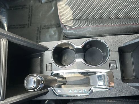 Used 2017 Chevrolet Equinox LT w/ Convenience Package image 37