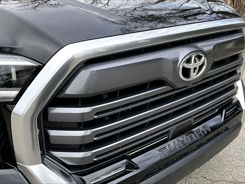 Used 2025 Toyota Tundra Limited image 31