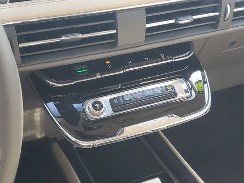 Certified 2023 Lincoln Corsair AWD w/ Equipment Group 101A image 19