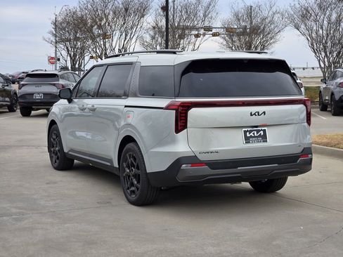 New 2026 Kia Carnival SX Prestige FWD image 3