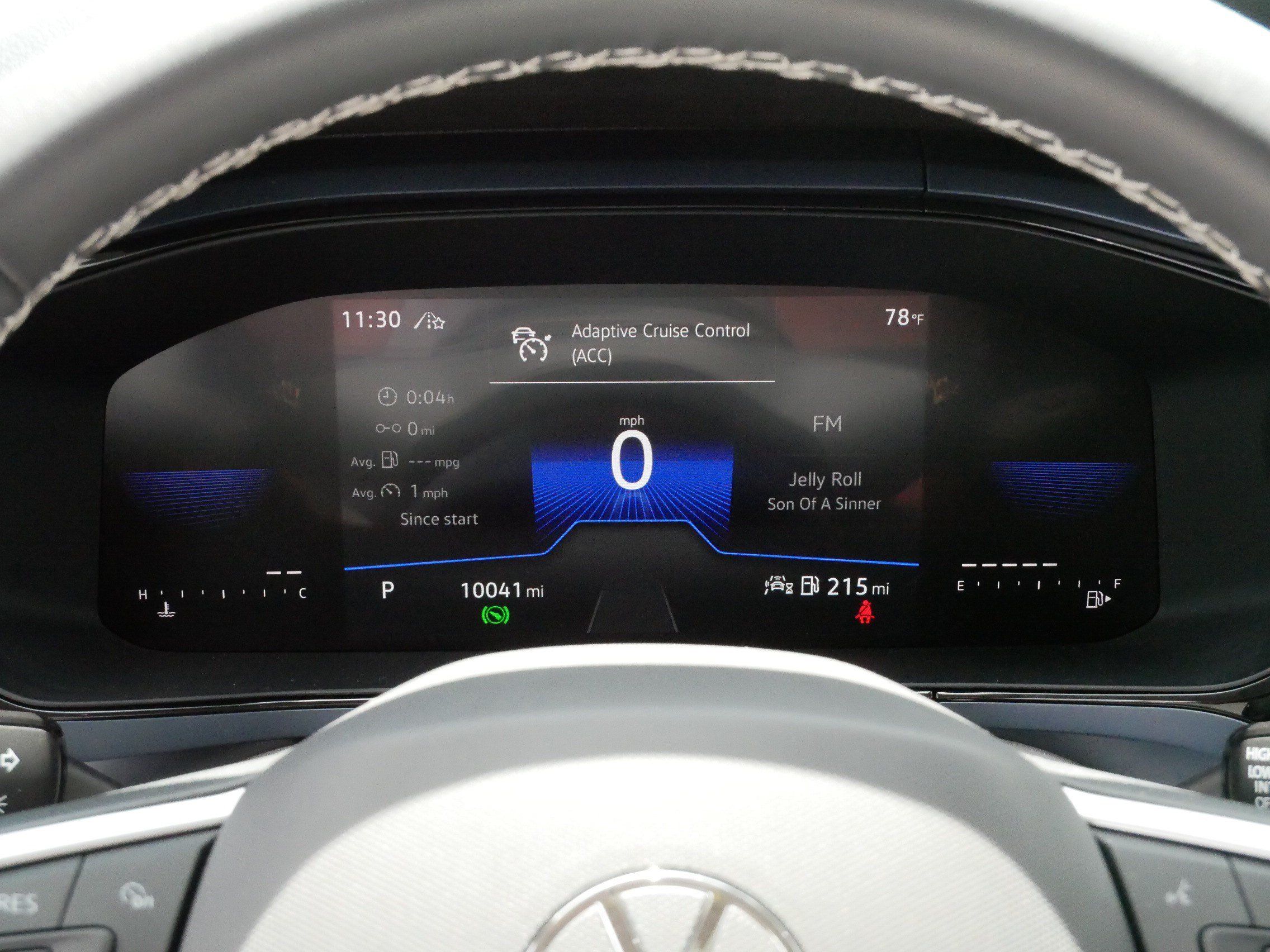 Used 2023 Volkswagen Taos SE w/ Panoramic Sunroof Package AWD/4WD image 21