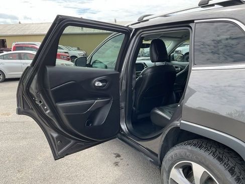 Used 2020 Jeep Cherokee Limited AWD/4WD image 51