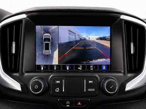 Used 2022 GMC Terrain SLT w/ Infotainment Package II AWD/4WD image 29