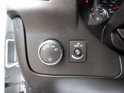 Used 2020 Chevrolet Express 2500 w/ Driver Convenience Package RWD image 19