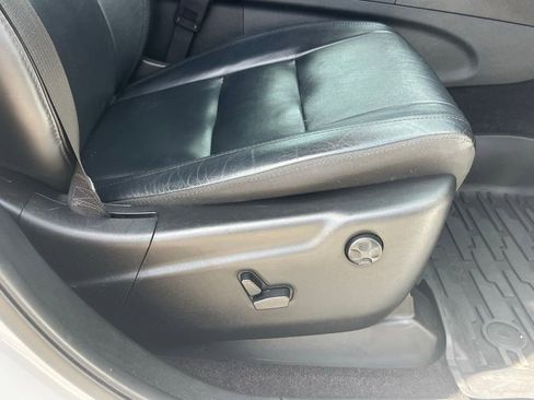 Used 2018 Jeep Grand Cherokee Limited AWD/4WD image 16