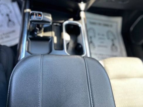 Used 2023 Chevrolet Silverado 1500 RST w/ Protection Package AWD/4WD image 35