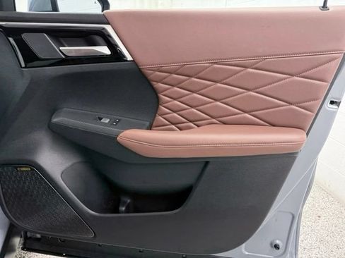 Used 2025 Mitsubishi Outlander SEL FWD image 18
