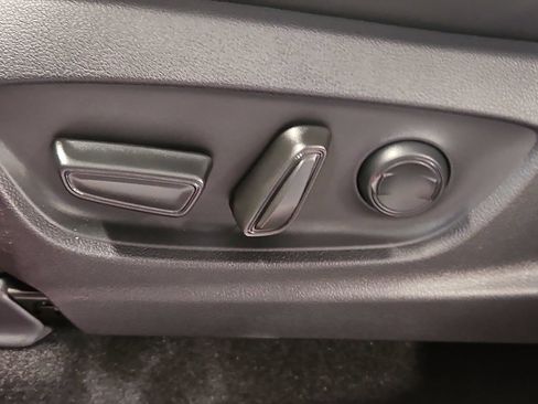 New 2026 Subaru Solterra AWD/4WD image 26