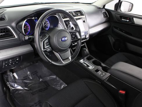 Used 2018 Subaru Outback 2.5i Premium image 17