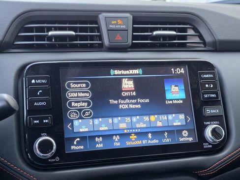 New 2025 Nissan Versa SR w/ Trunk Package image 14