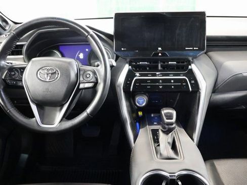 Used 2021 Toyota Venza XLE w/ Softex Package image 14