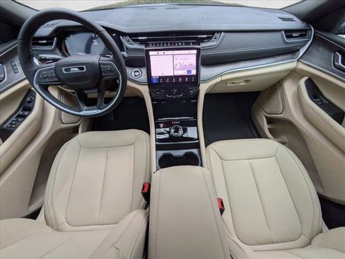 New 2025 Jeep Grand Cherokee Limited w/ Trailer Tow Package image 3