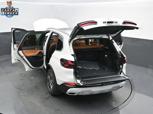 Used 2026 BMW X5 xDrive40i w/ Climate Comfort Package AWD/4WD image 58
