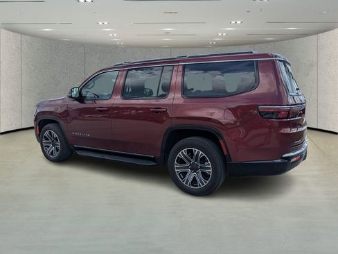 Used 2022 Jeep Wagoneer Series III image 5