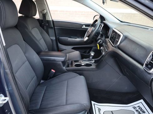 Used 2022 Kia Sportage LX image 27