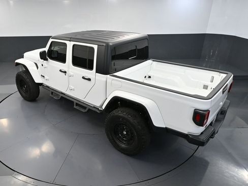 Used 2022 Jeep Gladiator Sport image 56