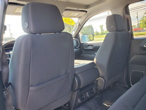 Used 2024 Chevrolet Silverado 1500 LT AWD/4WD image 26