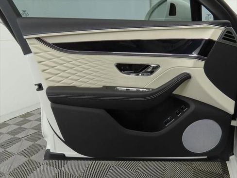 New 2026 Bentley Flying Spur Azure image 24