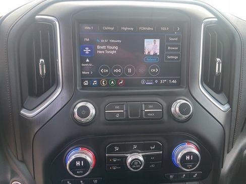 Used 2023 GMC Sierra 2500 AT4 w/ AT4 Preferred Package image 29