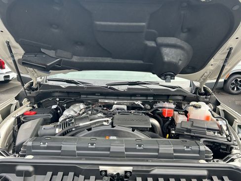 New 2026 GMC Sierra 2500 AT4X w/ LPO, Black Badging Package image 28