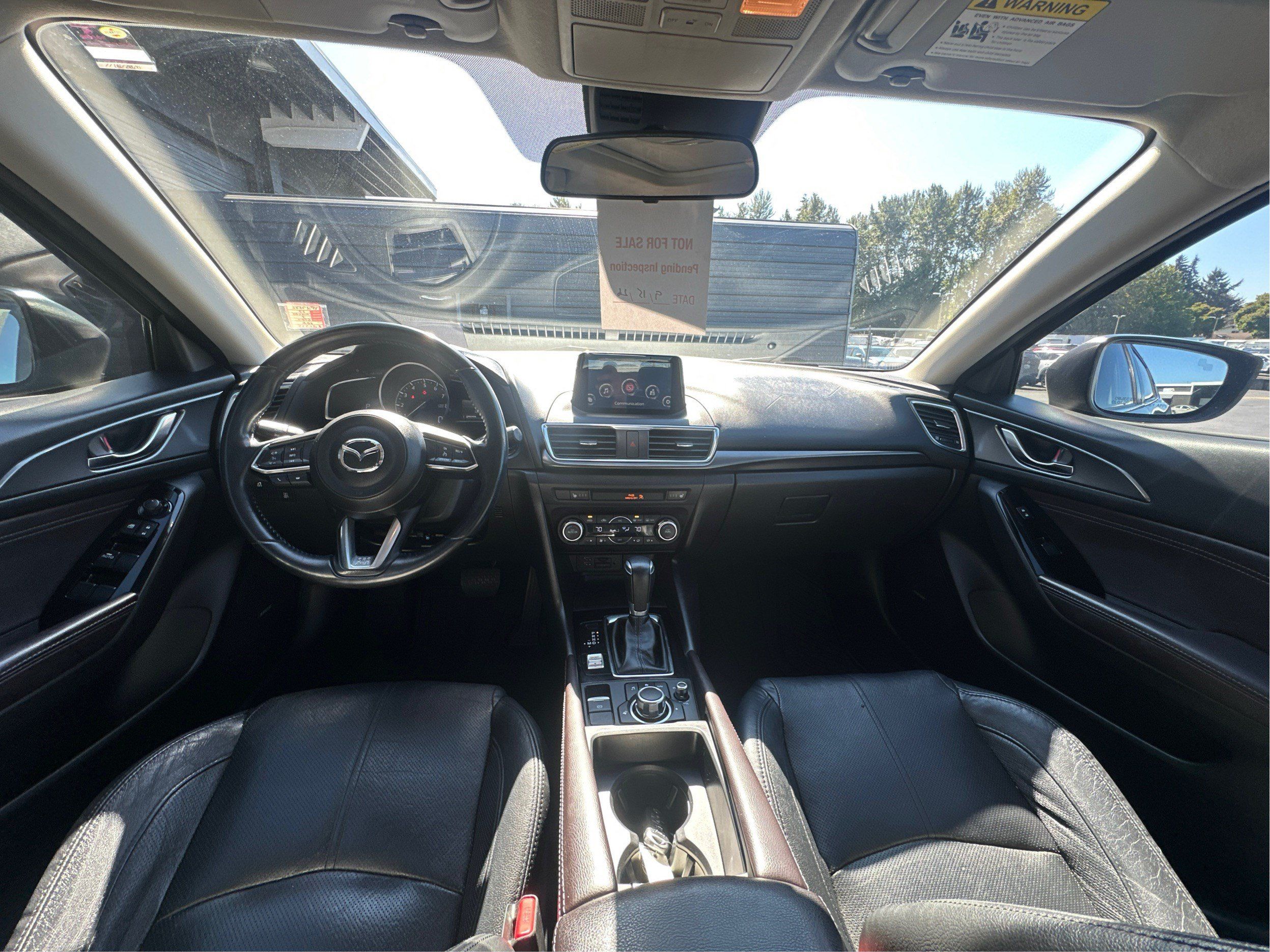 Used 2017 MAZDA MAZDA3 Grand Touring FWD image 29