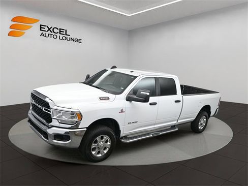 Used 2024 RAM 3500 Big Horn image 35
