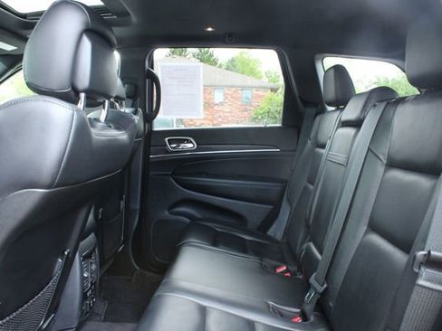 Used 2018 Jeep Grand Cherokee Limited AWD/4WD image 33