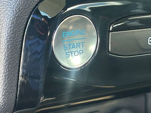 Used 2025 Ford Escape ST-Line w/ Equipment Group 301A image 43