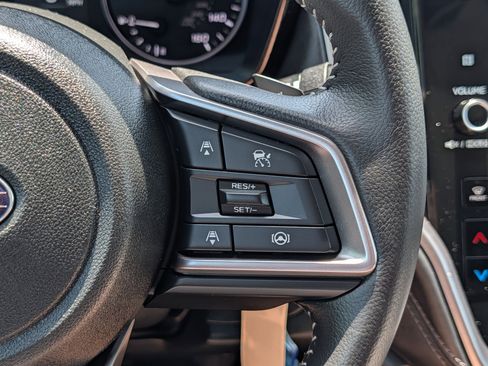 Used 2025 Subaru Outback Premium AWD/4WD image 30