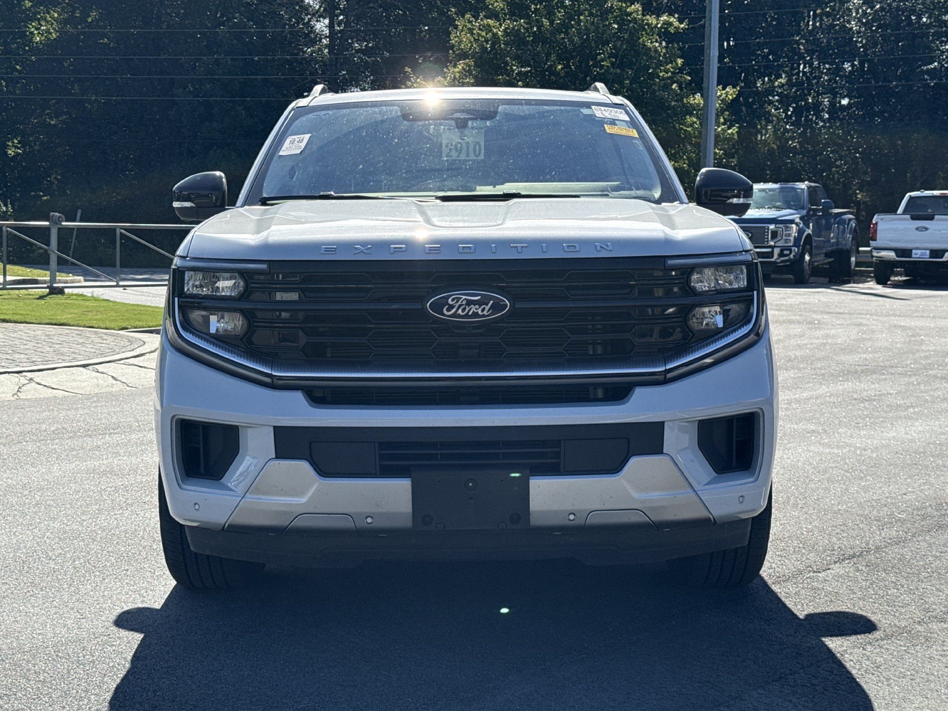 Certified 2025 Ford Expedition Platinum AWD/4WD image 21